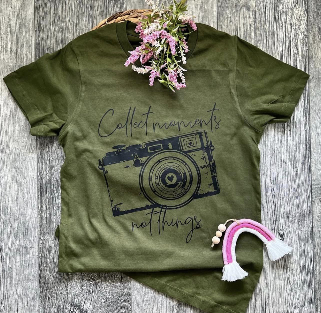 Camiseta "Colecciona momentos, no cosas"