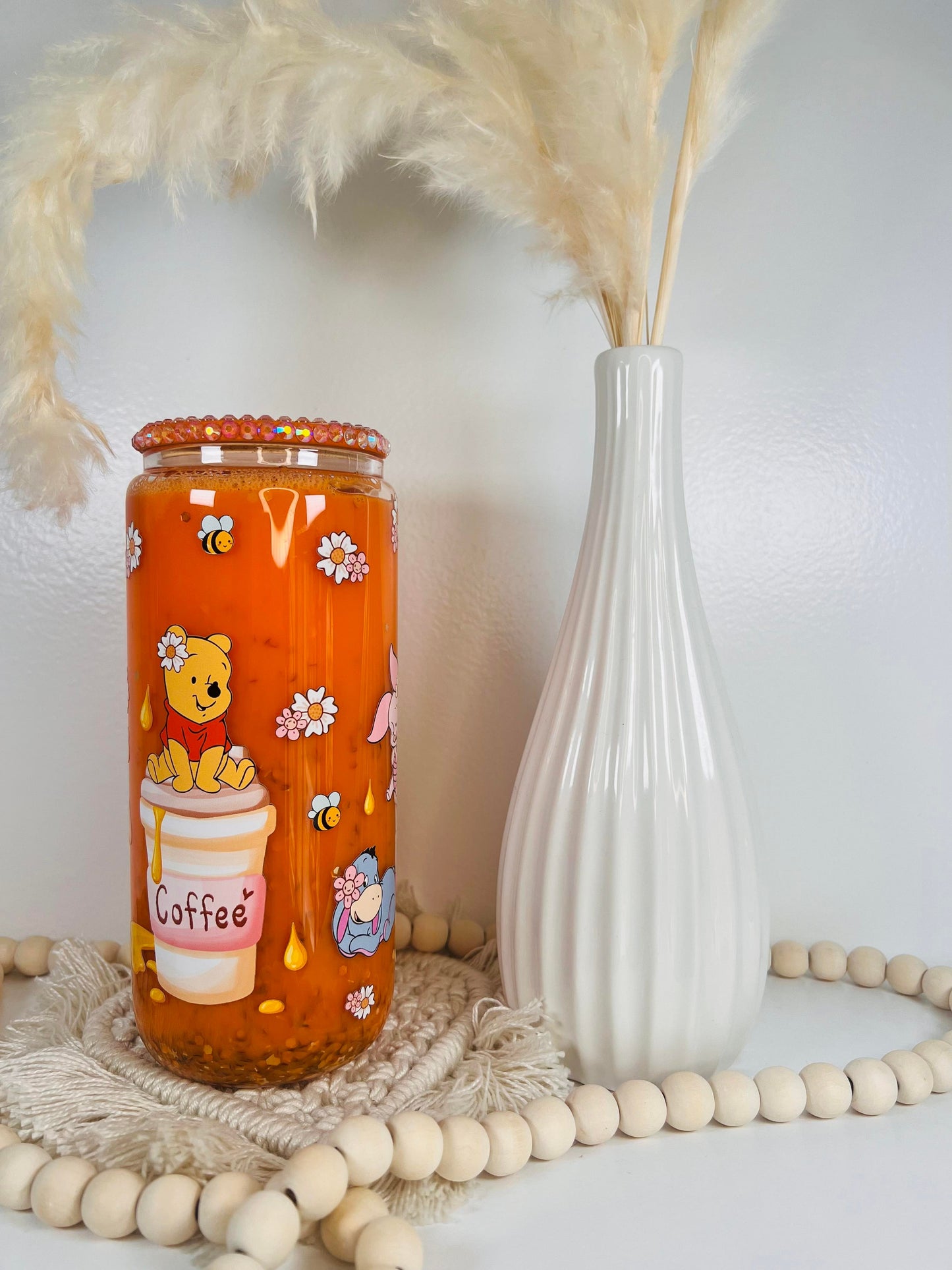 Lata de vidrio con forma de globo de nieve de café con leche de Pooh